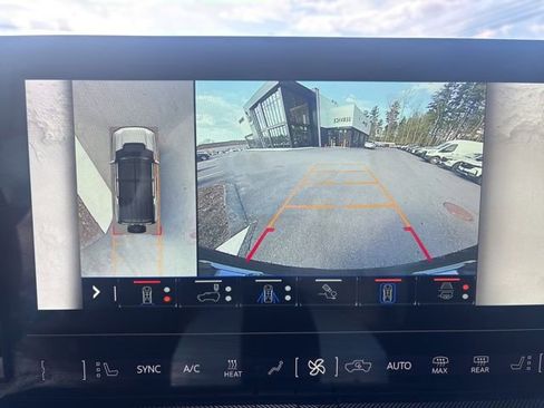 Used 2025 GMC Hummer EV 3X AWD/4WD image 25