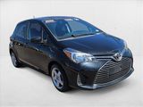 Used 2016 Toyota Yaris L image 3