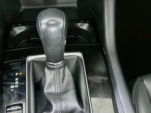 Used 2025 MAZDA MAZDA3 s FWD image 23