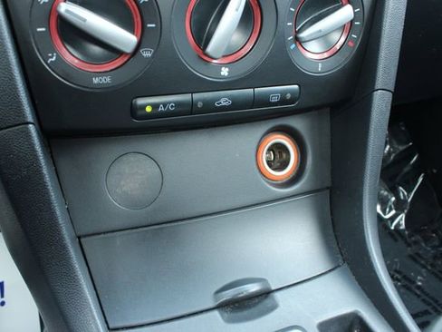 Used 2007 MAZDA MAZDA3 i Sport FWD image 17