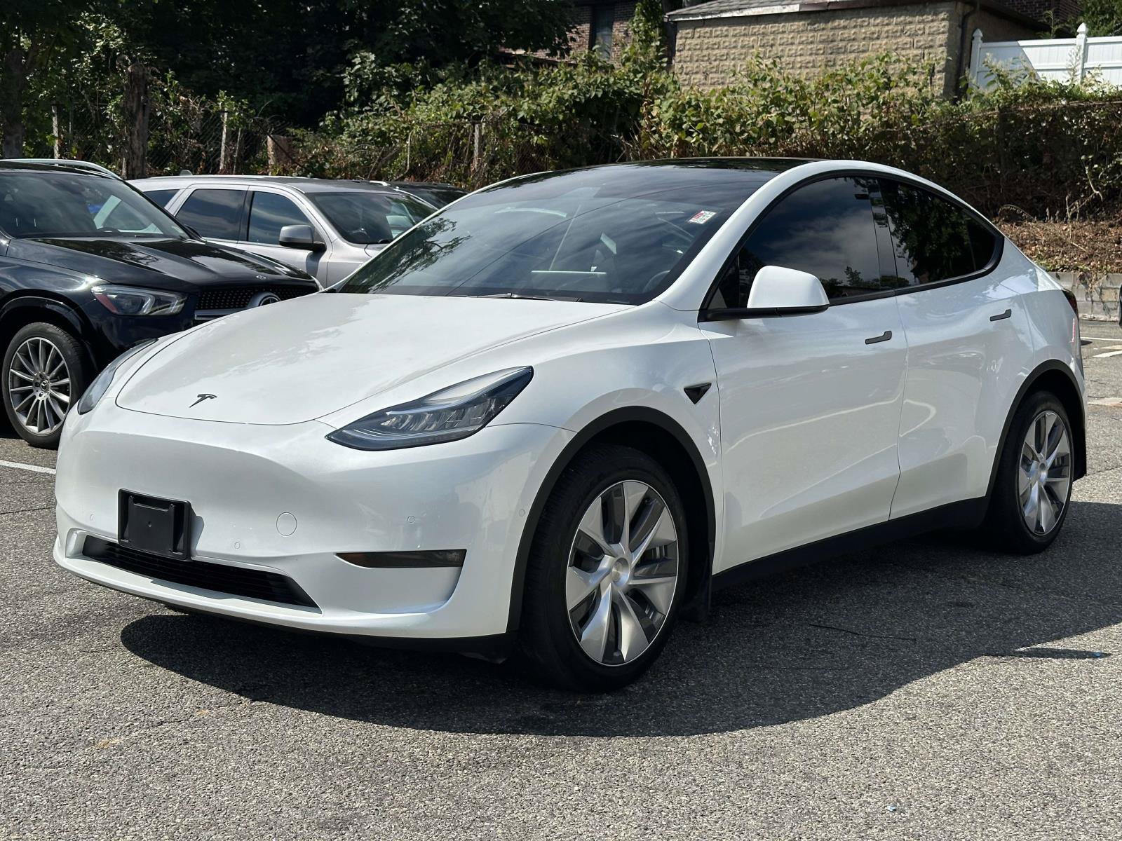 Used 2021 Tesla Model Y Long Range AWD/4WD image 7