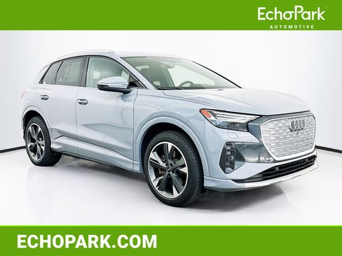 Used 2022 Audi Q4 e-tron Prestige image 1