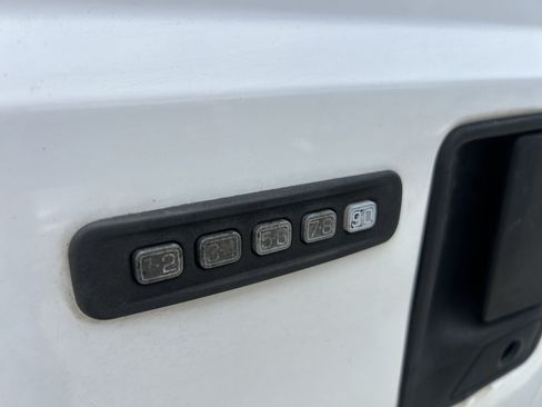 Used 2005 Ford F250 Lariat RWD image 21
