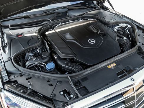 Used 2019 Mercedes-Benz S 560 Sedan image 61