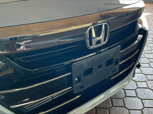Used 2022 Honda Accord Sport image 30