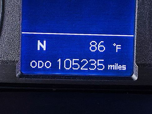 Used 2018 Toyota 4Runner TRD Off-Road Premium AWD/4WD image 28