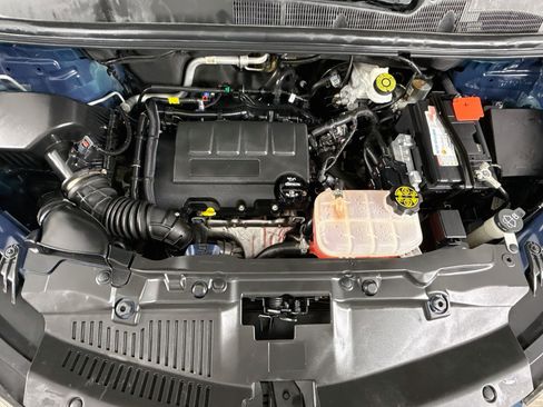 Used 2020 Buick Encore Preferred FWD image 30