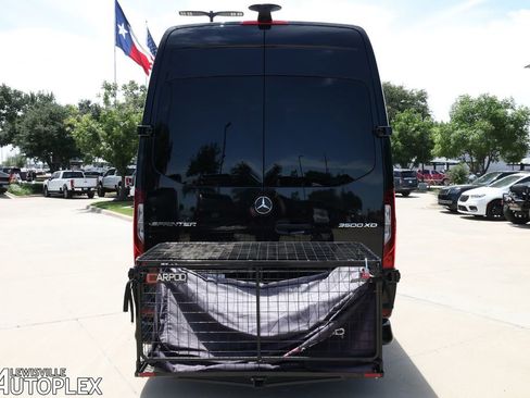 Used 2024 Mercedes-Benz Sprinter 3500 image 5