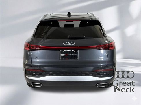 Used 2025 Audi Q5 Premium Plus w/ Premium Plus image 23
