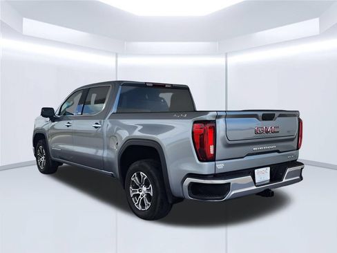 Used 2025 GMC Sierra 1500 SLT AWD/4WD image 7