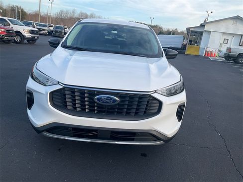 New 2026 Ford Escape Active w/ Cold Weather Package image 2