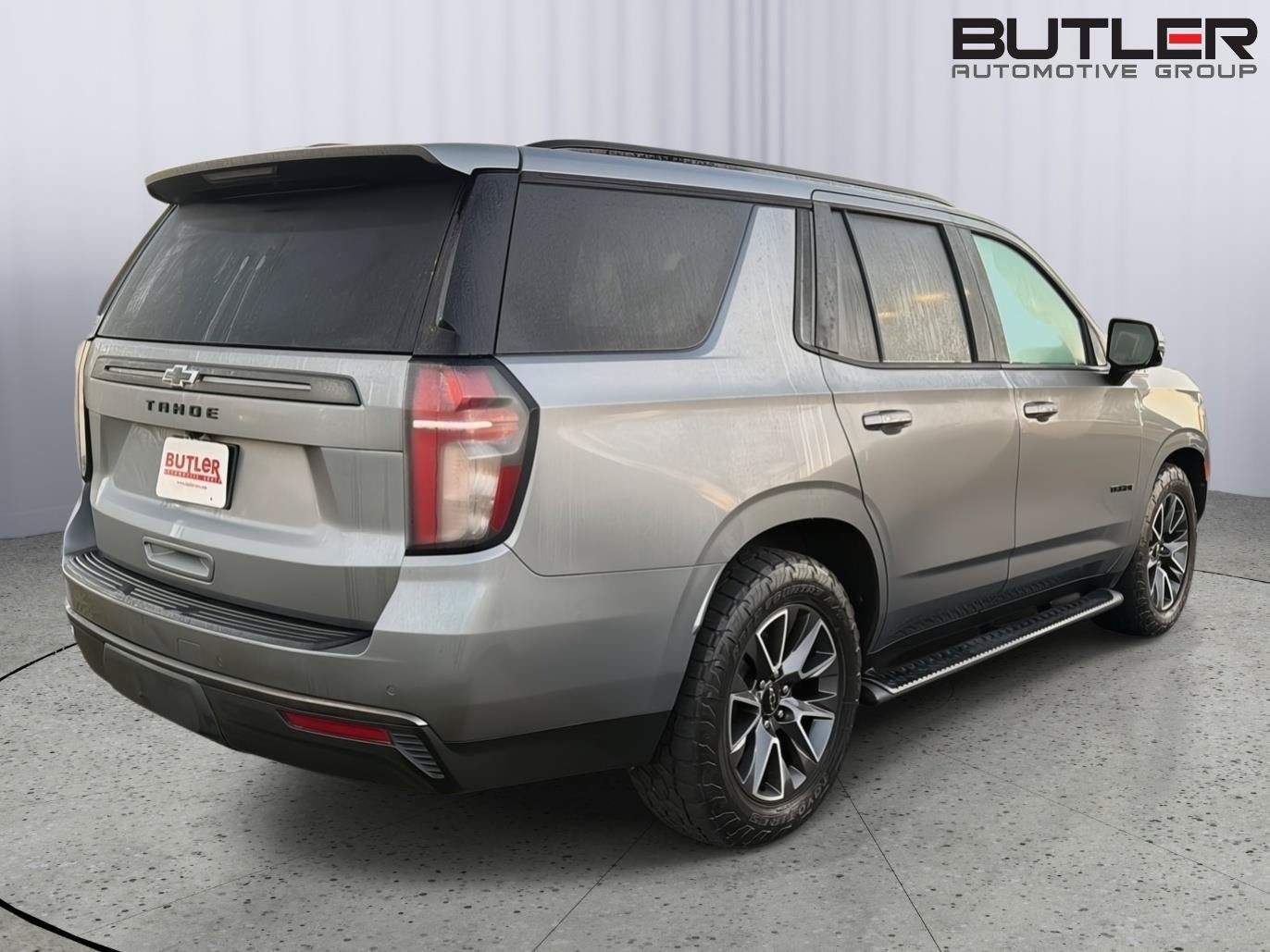 Used 2021 Chevrolet Tahoe Z71 w/ Z71 Off-Road Package AWD/4WD image 6