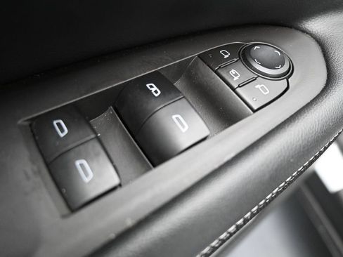 Used 2024 Chevrolet Blazer EV LT AWD/4WD image 11