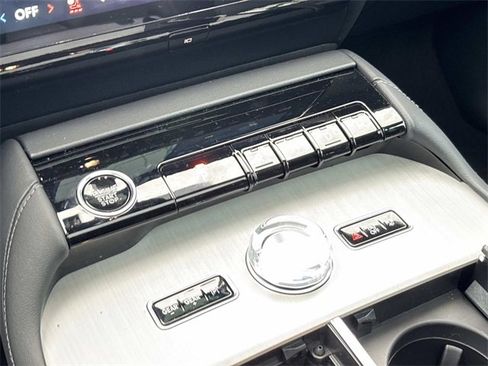 New 2025 Lincoln Navigator L Reserve w/ Jet Appearance Package image 29