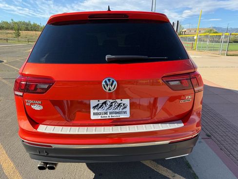 Used 2018 Volkswagen Tiguan SE w/ Panoramic Sunroof Package AWD/4WD image 6