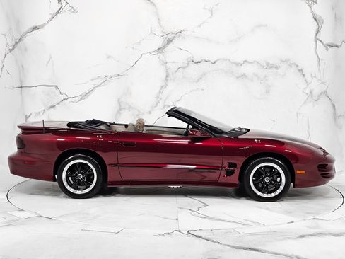 Used 2000 Pontiac Firebird Trans Am RWD image 16