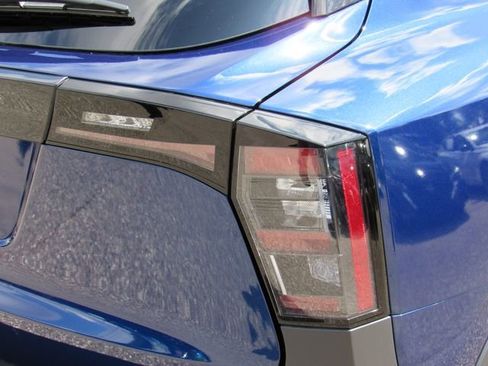 Certified 2025 Nissan Kicks SV w/ SV Premium Package FWD image 12