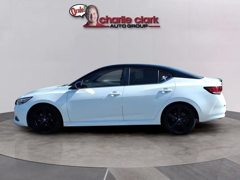 Used 2023 Nissan Sentra SR w/ Midnight Edition Package FWD image 2