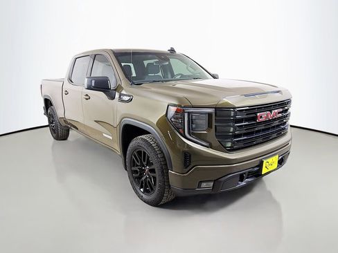 Used 2023 GMC Sierra 1500 Elevation AWD/4WD image 4