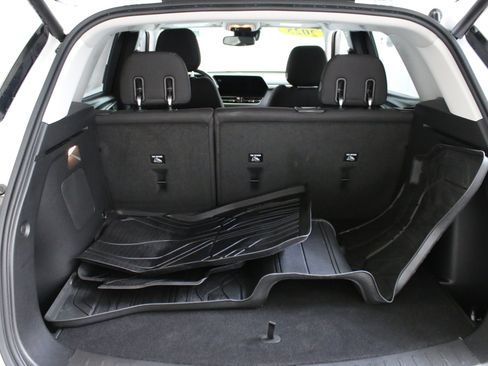 Used 2025 Chevrolet TrailBlazer LT w/ Convenience Package AWD/4WD image 27