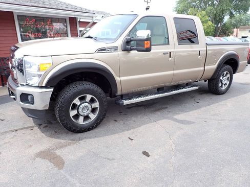 Used 2011 Ford F250 Lariat w/ Lariat Ultimate Pkg AWD/4WD image 3