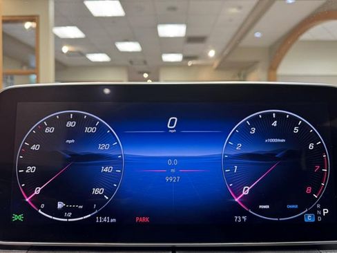 Used 2025 Mercedes-Benz C 300 Sedan image 10