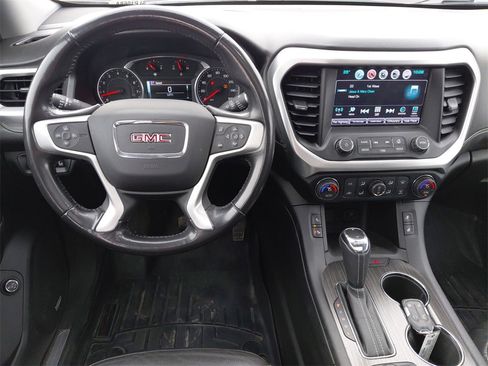 Used 2018 GMC Acadia SLT image 12