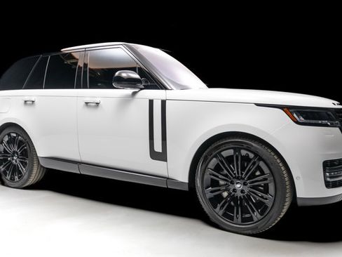 Used 2023 Land Rover Range Rover SE image 31