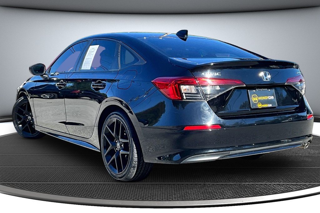 Used 2023 Honda Civic Sport image 4