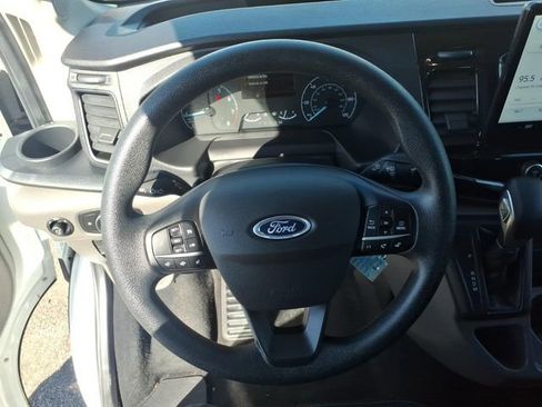 Certified 2023 Ford Transit 350 XLT RWD image 18