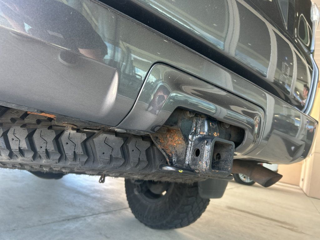 Used 2015 Toyota 4Runner SR5 AWD/4WD image 7