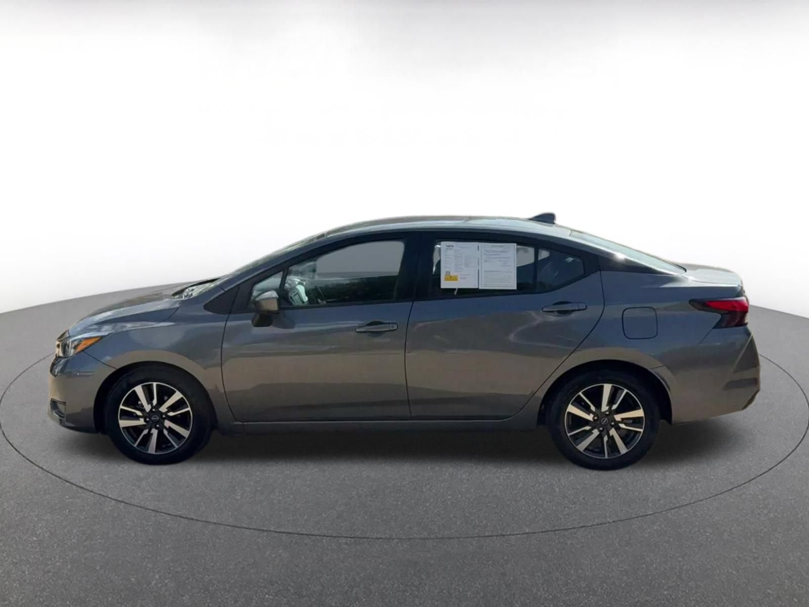 Used 2025 Nissan Versa SV FWD image 7