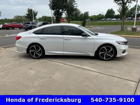 Used 2022 Honda Accord Sport image 6