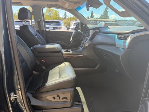 Used 2019 GMC Yukon XL SLT w/ Open Road Package AWD/4WD image 26
