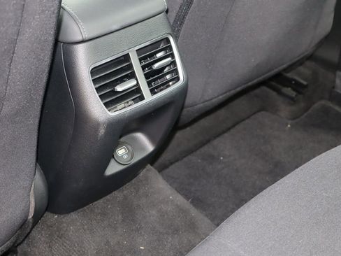 Used 2023 Hyundai Sonata SEL w/ Convenience Package FWD image 18