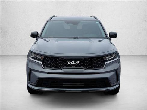 Used 2022 Kia Sorento S FWD image 2
