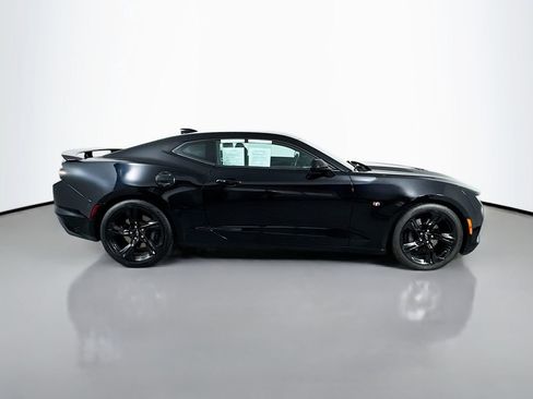 Used 2021 Chevrolet Camaro SS RWD image 4