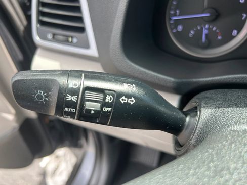 Used 2016 Hyundai Tucson SE w/ Option Group 02 FWD image 14