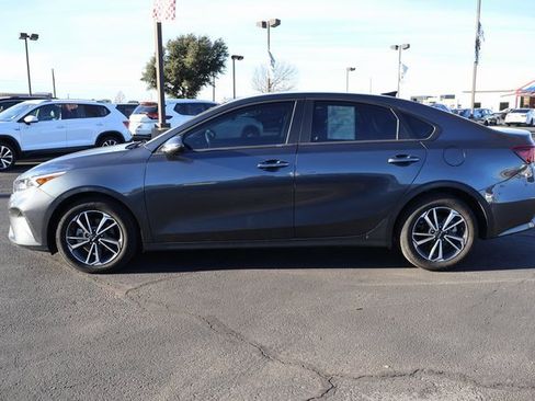 Used 2024 Kia Forte LXS w/ LXS Technology Package image 2