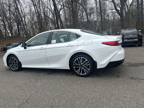 New 2026 Toyota Camry XLE AWD/4WD image 16