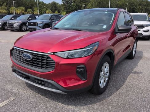 Used 2025 Ford Escape Active FWD image 8