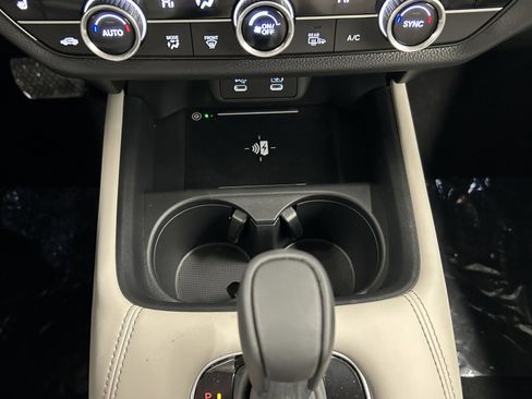 New 2026 Honda HR-V EX-L image 25