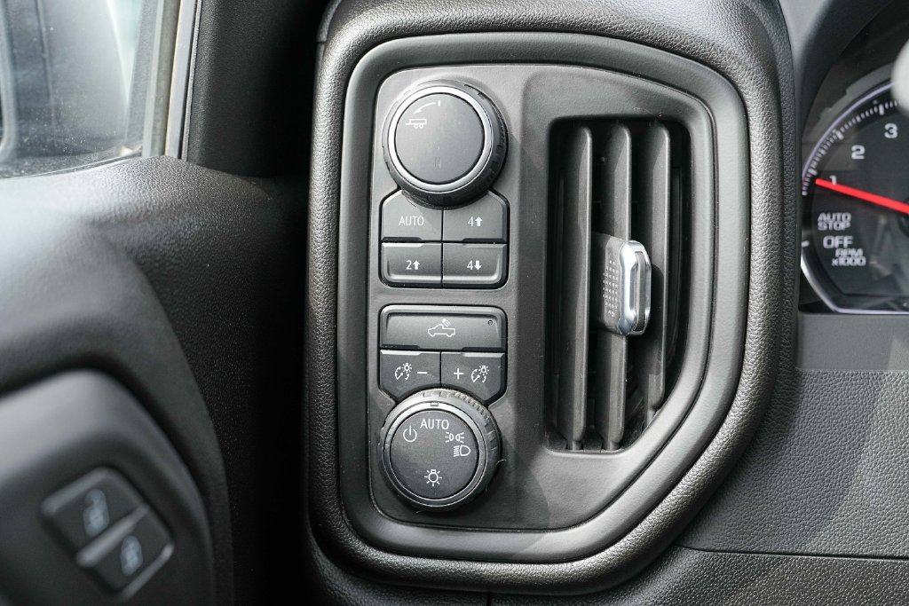 Used 2022 Chevrolet Silverado 1500 Custom Trail Boss w/ Safety Confidence Package AWD/4WD image 36