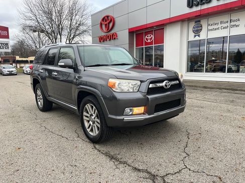 Used 2013 Toyota 4Runner Limited image 7