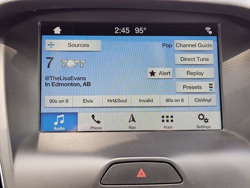 Used 2017 Ford Focus SEL w/ Cold Weather Package FWD image 17
