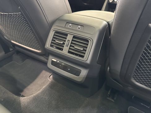 Used 2025 Audi Q5 Premium Plus w/ Premium Plus AWD/4WD image 49