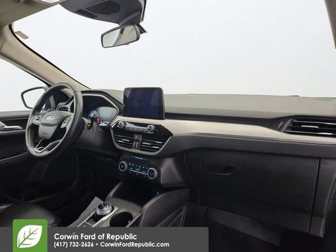 Used 2020 Ford Escape SEL AWD/4WD image 29