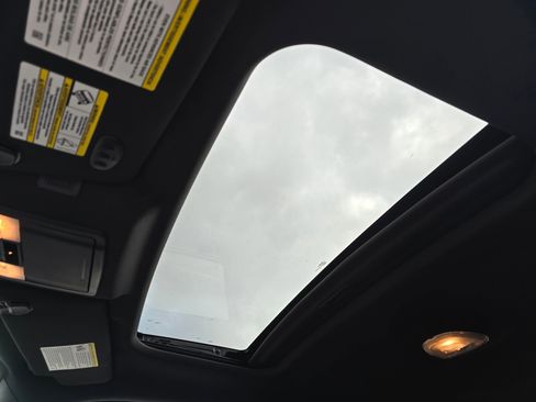 Used 2014 Ford F150 Platinum image 22