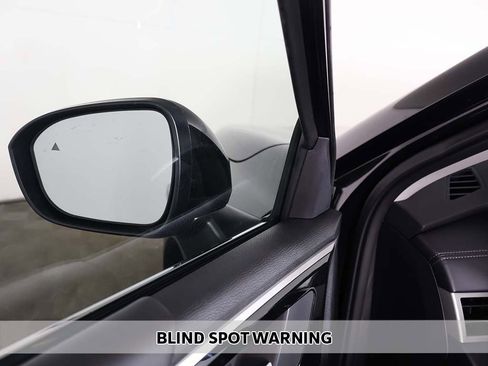 New 2026 Mitsubishi Outlander SE image 7