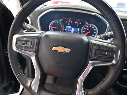 Used 2020 Chevrolet Blazer LT FWD image 21
